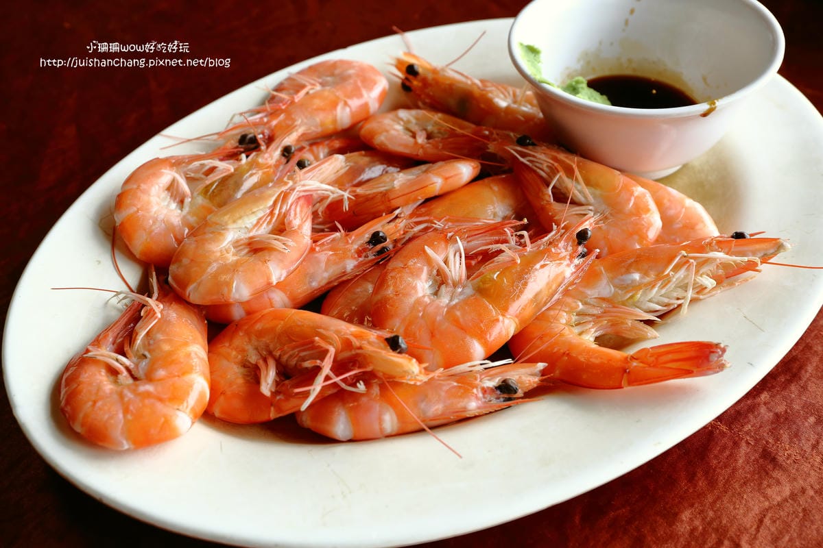 【食║花蓮】055龍蝦海鮮～看海景大啖新鮮活跳跳龍蝦！