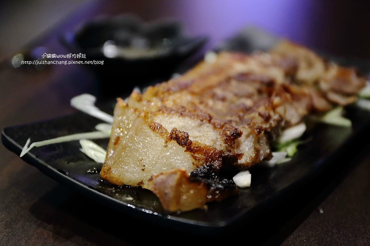 【食||板橋】IN9 飲酒串燒barrr～串燒酒吧平價美味的激推店家！放鬆一下，聚餐續攤的好去處