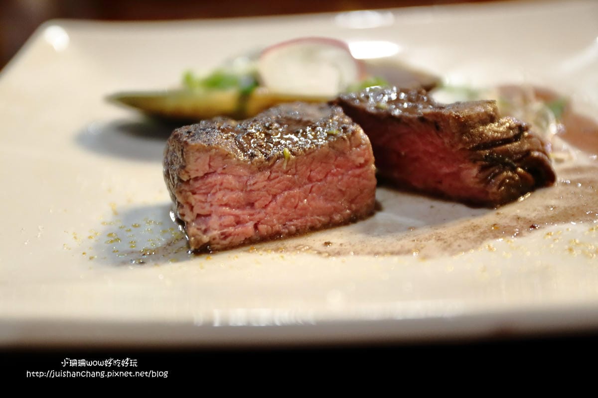 【食】歐利佛牛排館～永和牛排。隱身巷弄平價好滋味，好品質的肉品，值得推薦！（已歇業）　