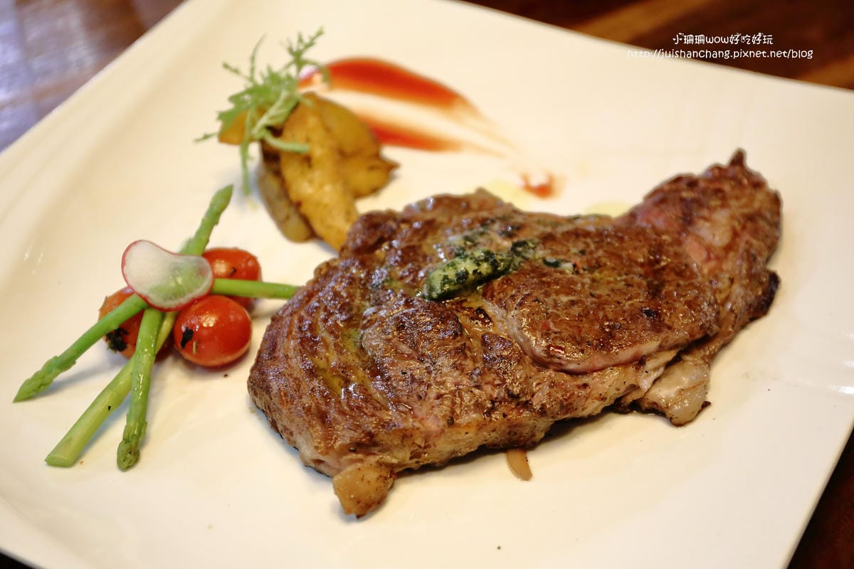 【食】歐利佛牛排館～永和牛排。隱身巷弄平價好滋味，好品質的肉品，值得推薦！（已歇業）　