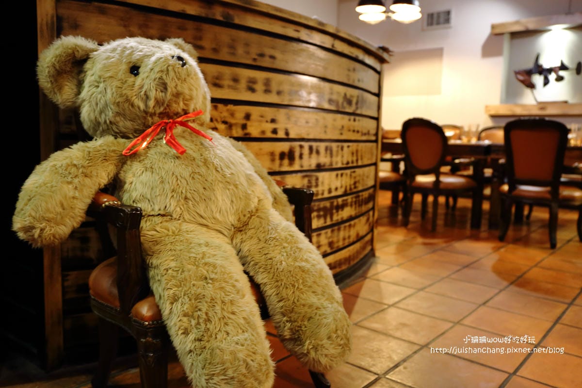 【食】歐利佛牛排館～永和牛排。隱身巷弄平價好滋味，好品質的肉品，值得推薦！（已歇業）　