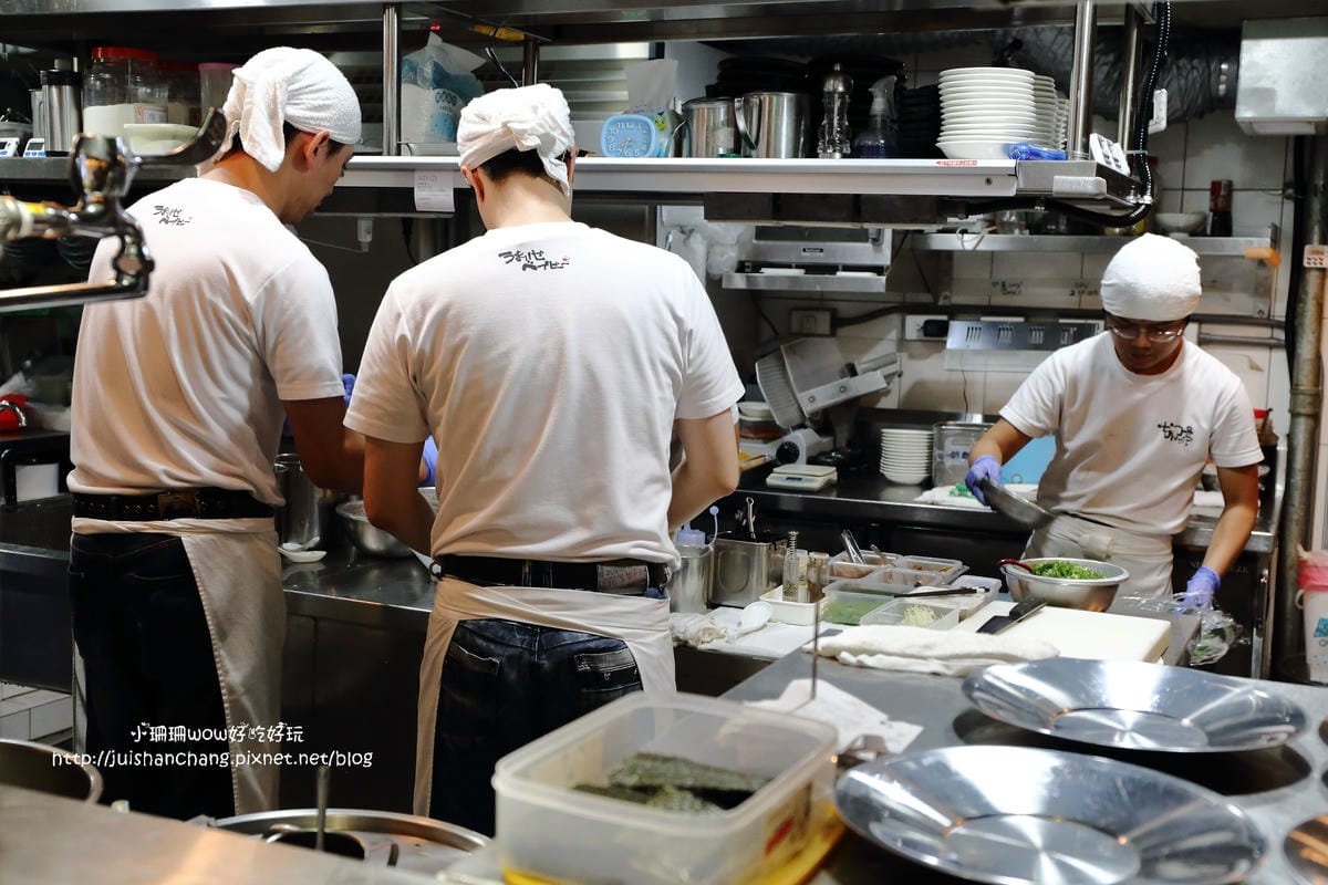 【食||台北】玩笑亭拉麵 Nantsuttei～燃燒你的《拉麵魂》！料理東西軍優勝，堅持著每一個步驟，絕對不是開玩笑！