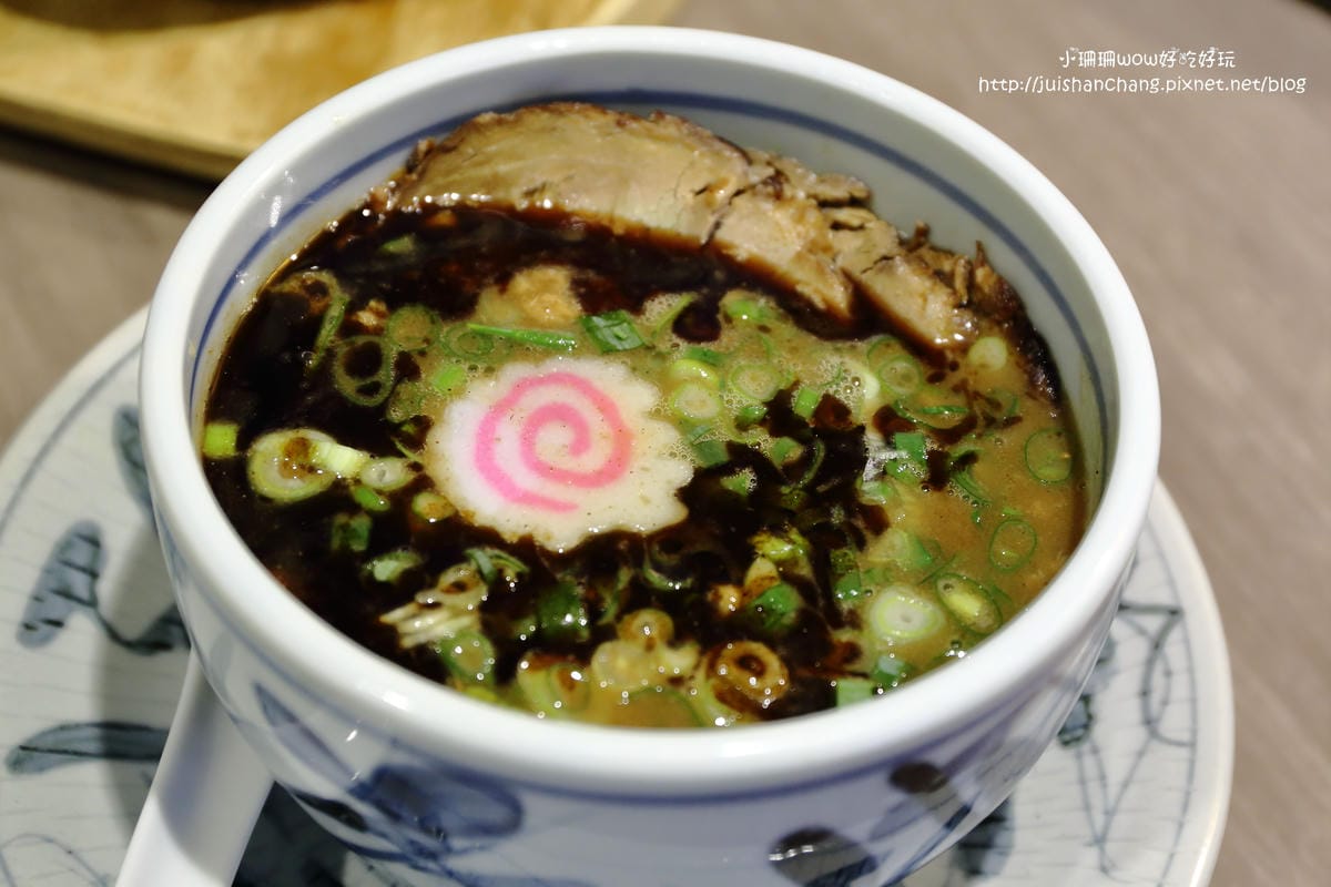 【食||台北】玩笑亭拉麵 Nantsuttei～燃燒你的《拉麵魂》！料理東西軍優勝，堅持著每一個步驟，絕對不是開玩笑！