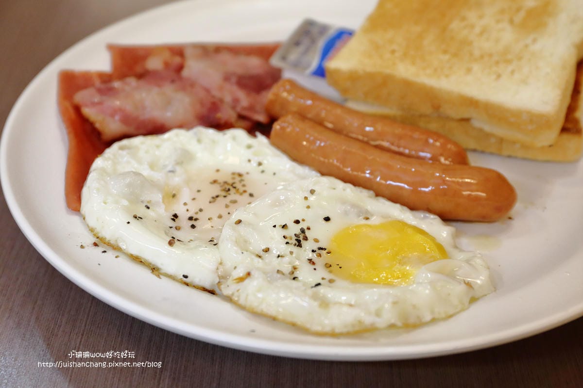 【食】飛碟漢堡專賣店～餐點有特色，早餐控絕不能錯過！