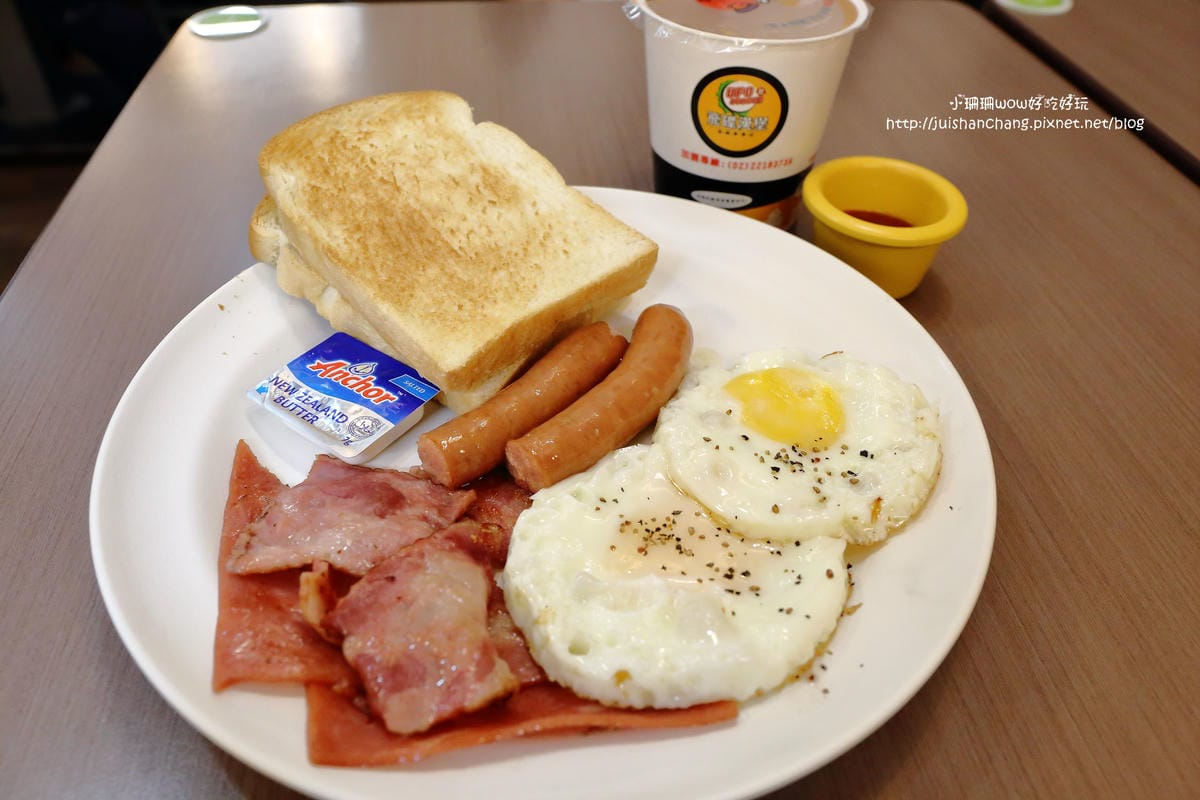 【食】飛碟漢堡專賣店～餐點有特色，早餐控絕不能錯過！