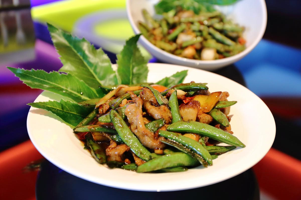 【食||宜蘭】黑白創跨界時尚餐飲〜「九宮格」主題餐廳。無國界創意熱炒，揪團聚餐好去處！(已歇業)