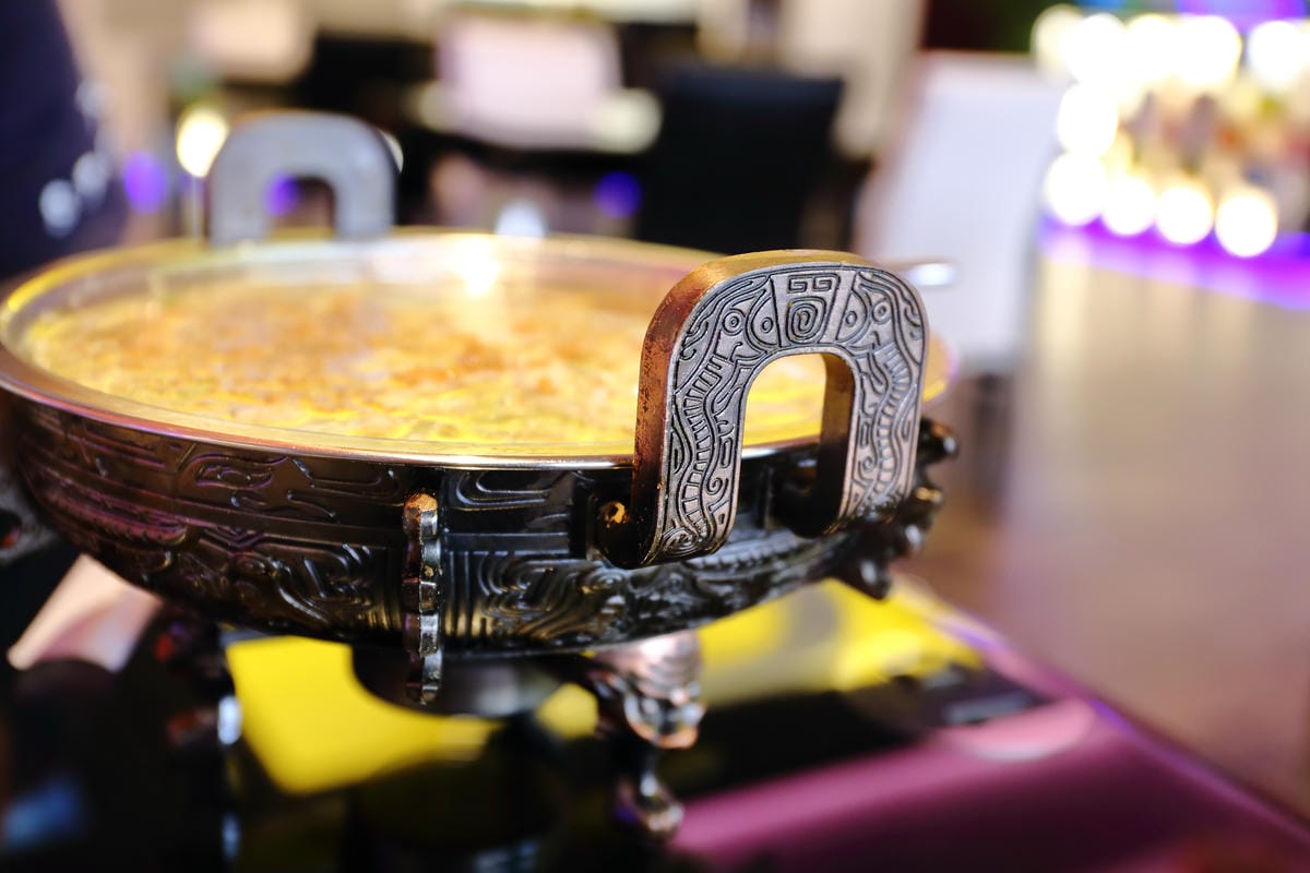 【食||宜蘭】黑白創跨界時尚餐飲〜「九宮格」主題餐廳。無國界創意熱炒，揪團聚餐好去處！(已歇業)