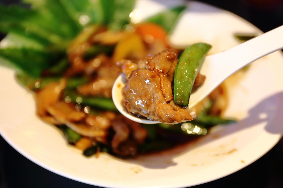 【食||宜蘭】黑白創跨界時尚餐飲〜「九宮格」主題餐廳。無國界創意熱炒，揪團聚餐好去處！(已歇業)