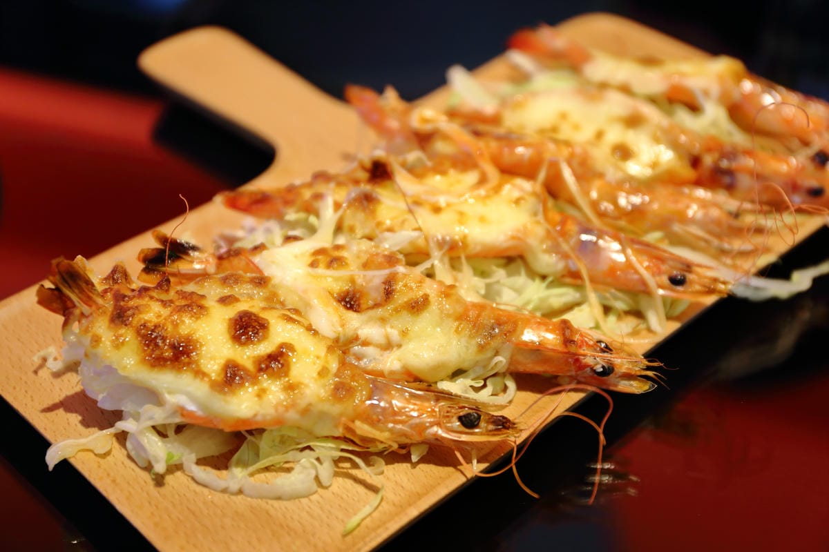 【食||宜蘭】黑白創跨界時尚餐飲〜「九宮格」主題餐廳。無國界創意熱炒，揪團聚餐好去處！(已歇業)