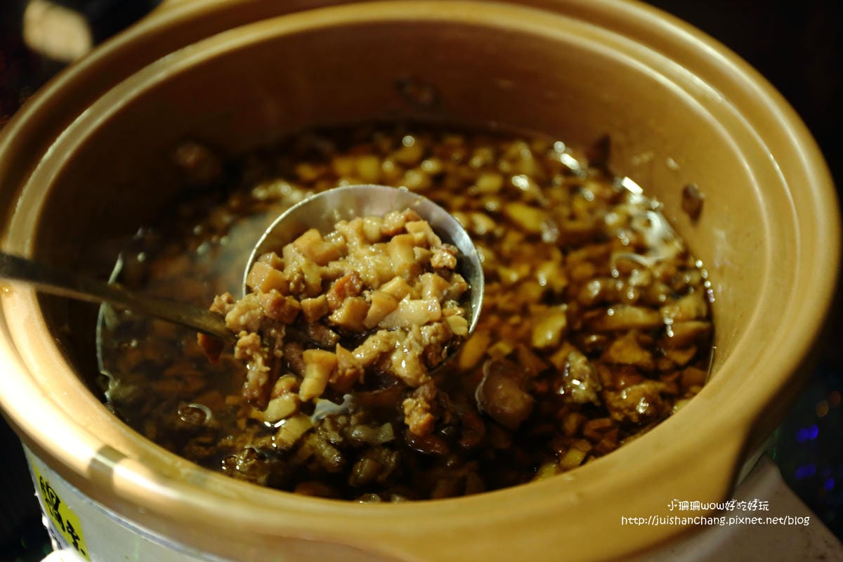 【食||台北】川郎活蟹海鮮料理〜波士頓龍蝦大餐，一入口鮮甜味在嘴裡爆開（有明星級女老闆唷）　