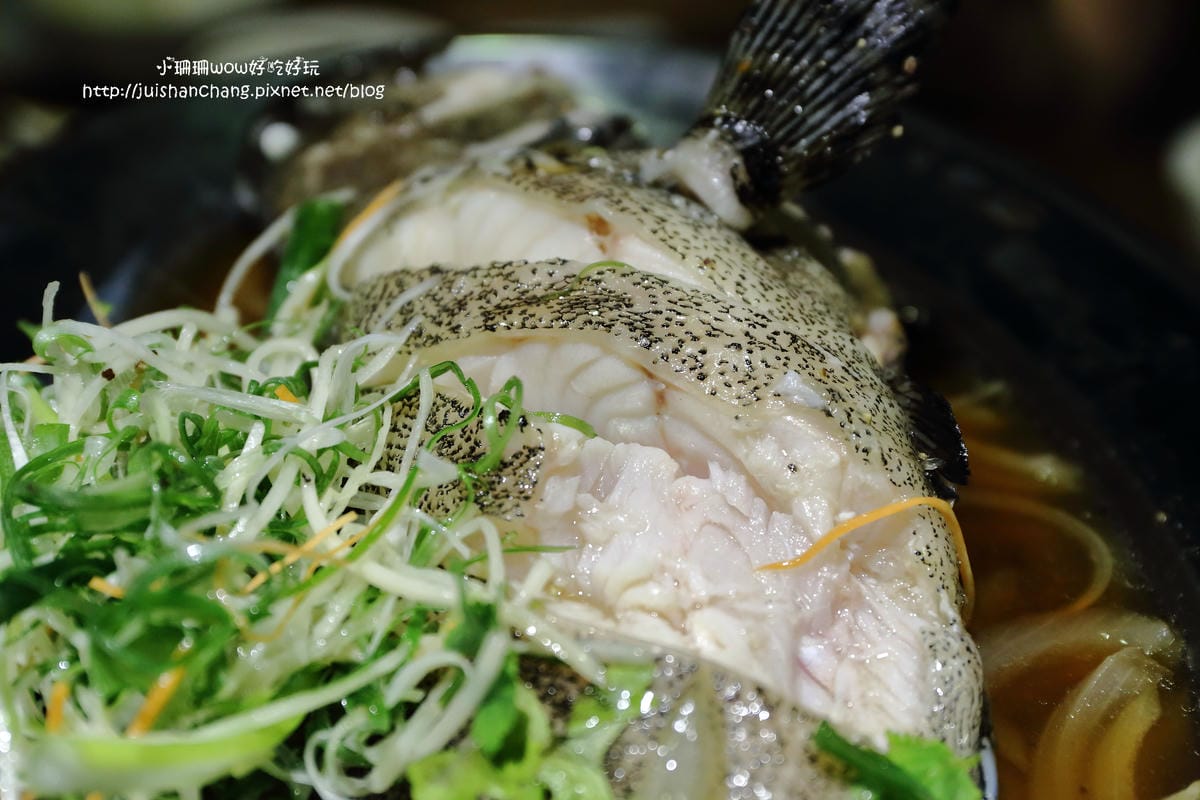【食||台北】川郎活蟹海鮮料理〜波士頓龍蝦大餐，一入口鮮甜味在嘴裡爆開（有明星級女老闆唷）　