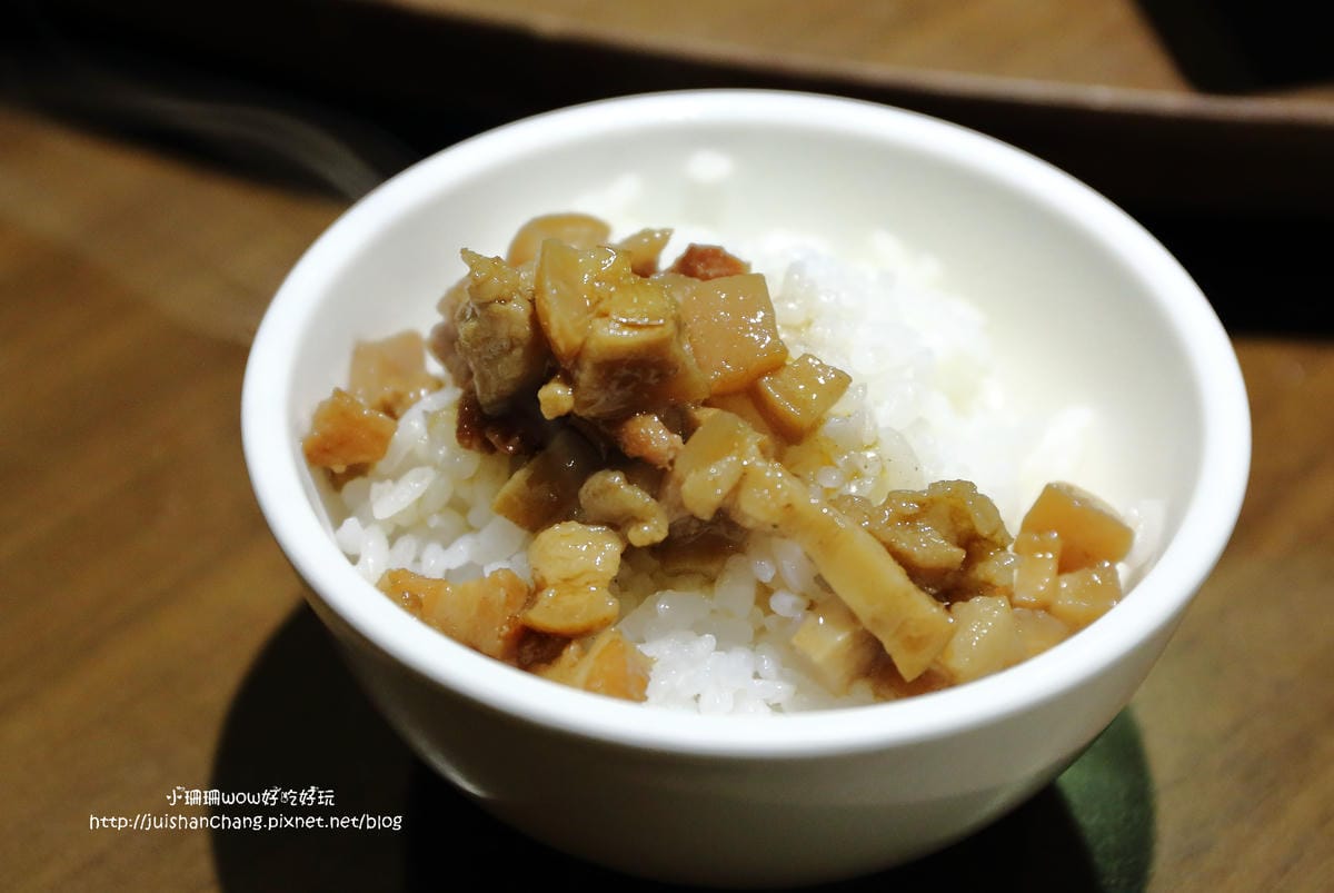 【食||台北】川郎活蟹海鮮料理〜波士頓龍蝦大餐，一入口鮮甜味在嘴裡爆開（有明星級女老闆唷）　