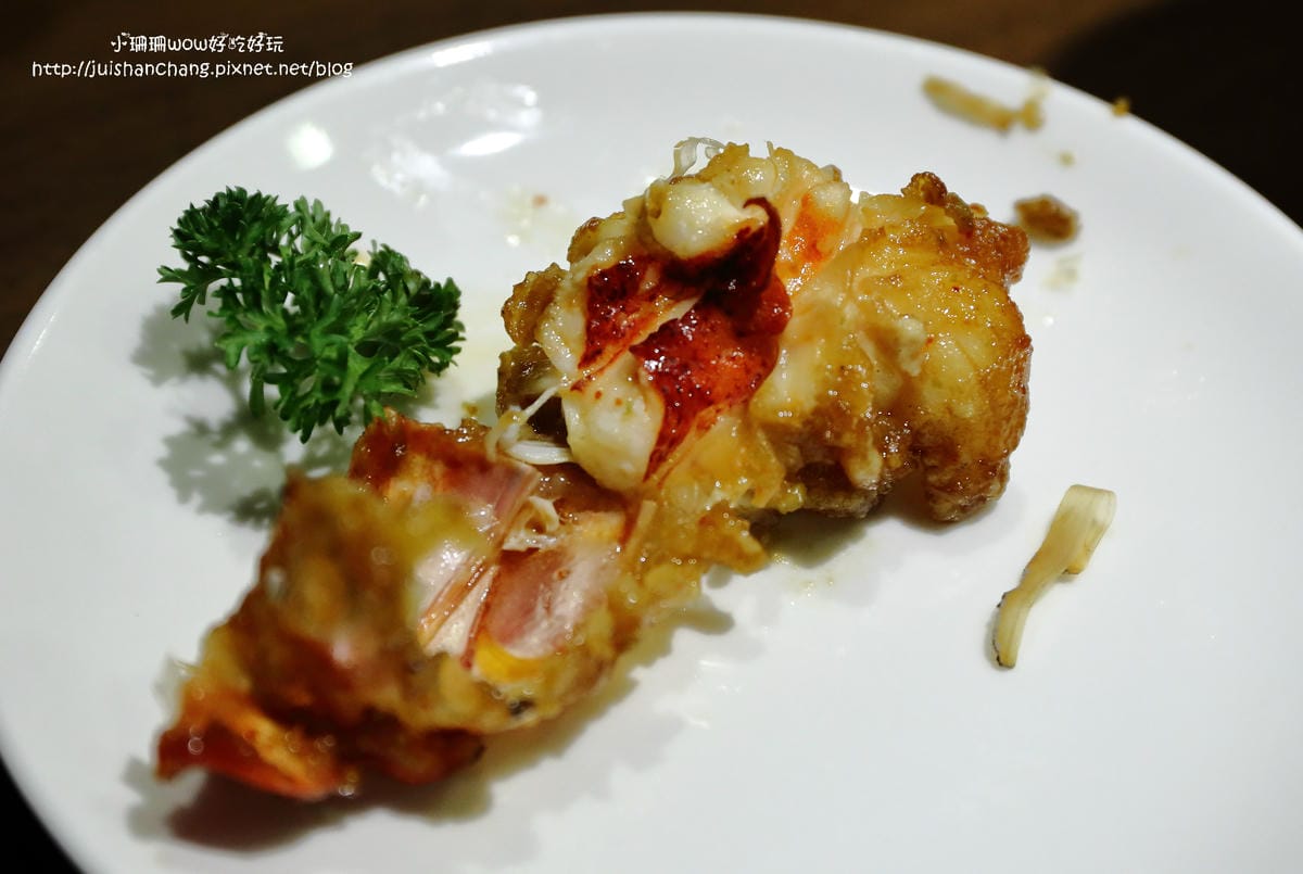 【食||台北】川郎活蟹海鮮料理〜波士頓龍蝦大餐，一入口鮮甜味在嘴裡爆開（有明星級女老闆唷）　