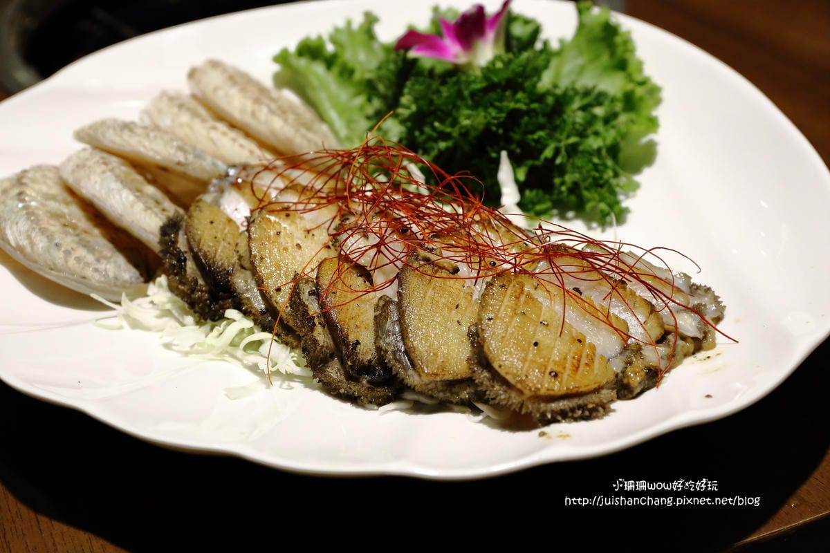 【食||台北】川郎活蟹海鮮料理〜波士頓龍蝦大餐，一入口鮮甜味在嘴裡爆開（有明星級女老闆唷）　