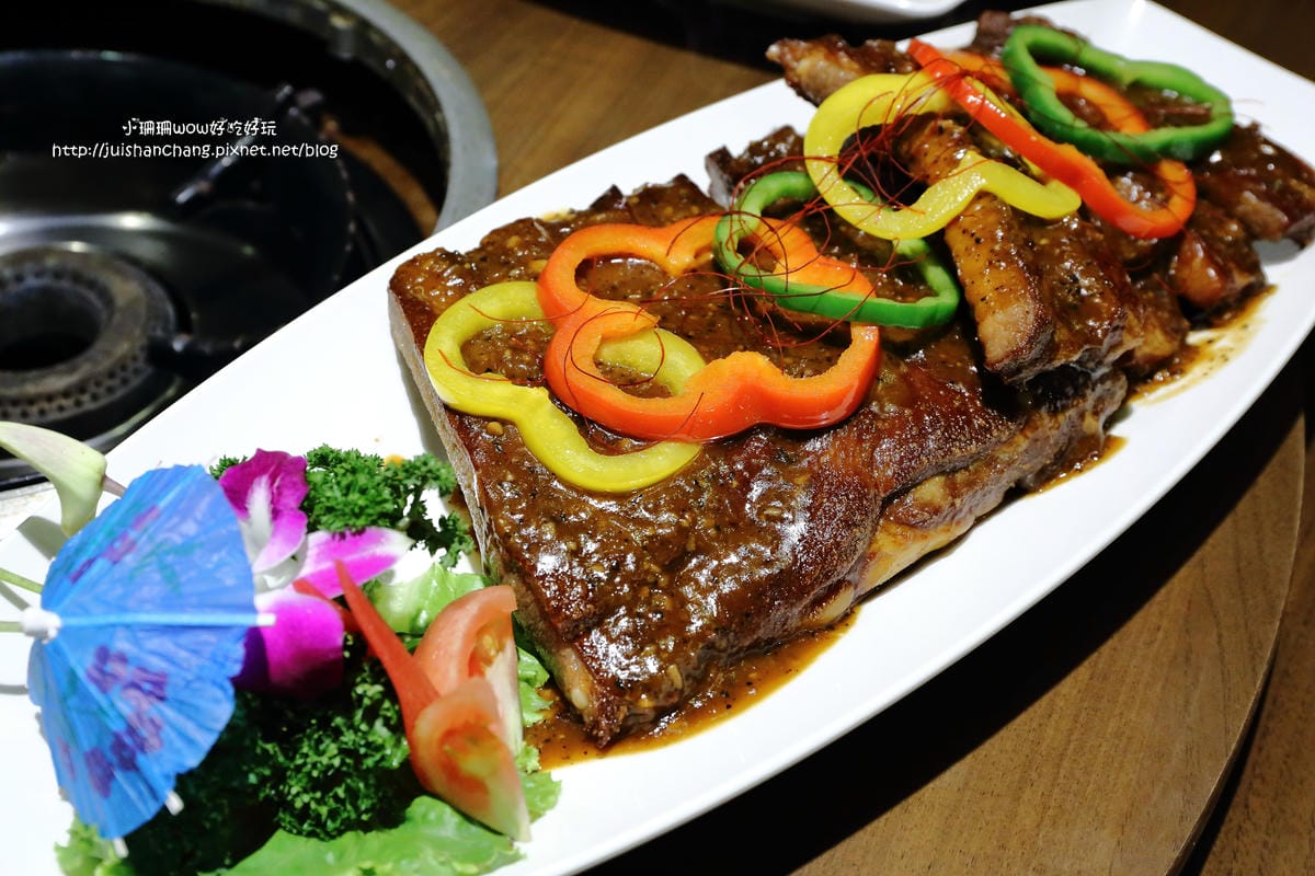 【食||台北】川郎活蟹海鮮料理〜波士頓龍蝦大餐，一入口鮮甜味在嘴裡爆開（有明星級女老闆唷）　