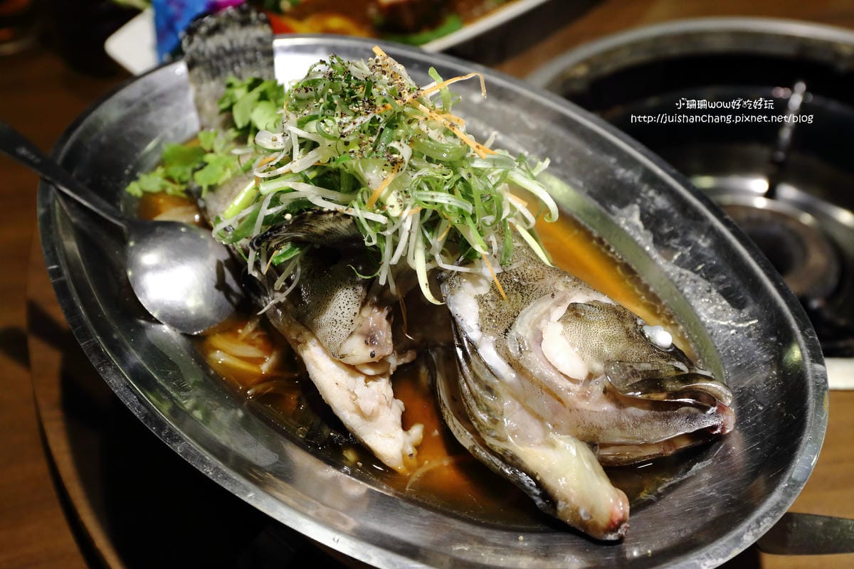 【食||台北】川郎活蟹海鮮料理〜波士頓龍蝦大餐，一入口鮮甜味在嘴裡爆開（有明星級女老闆唷）　