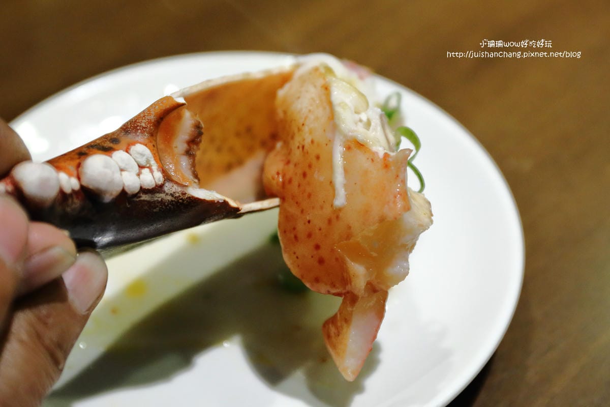 【食||台北】川郎活蟹海鮮料理〜波士頓龍蝦大餐，一入口鮮甜味在嘴裡爆開（有明星級女老闆唷）　