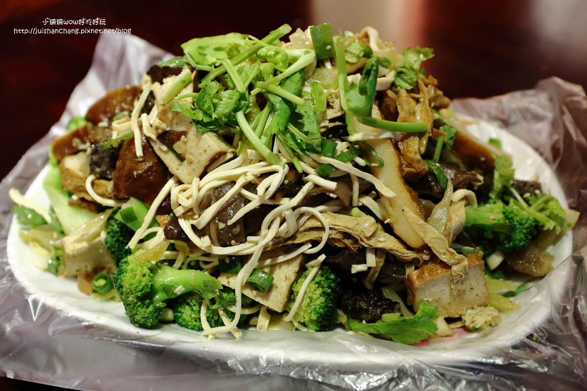 【食||中壢】三國麻辣豆腐鴨血～超揪西噴汁麻辣豆腐鴨血，挑戰你的味蕾！(已歇業)