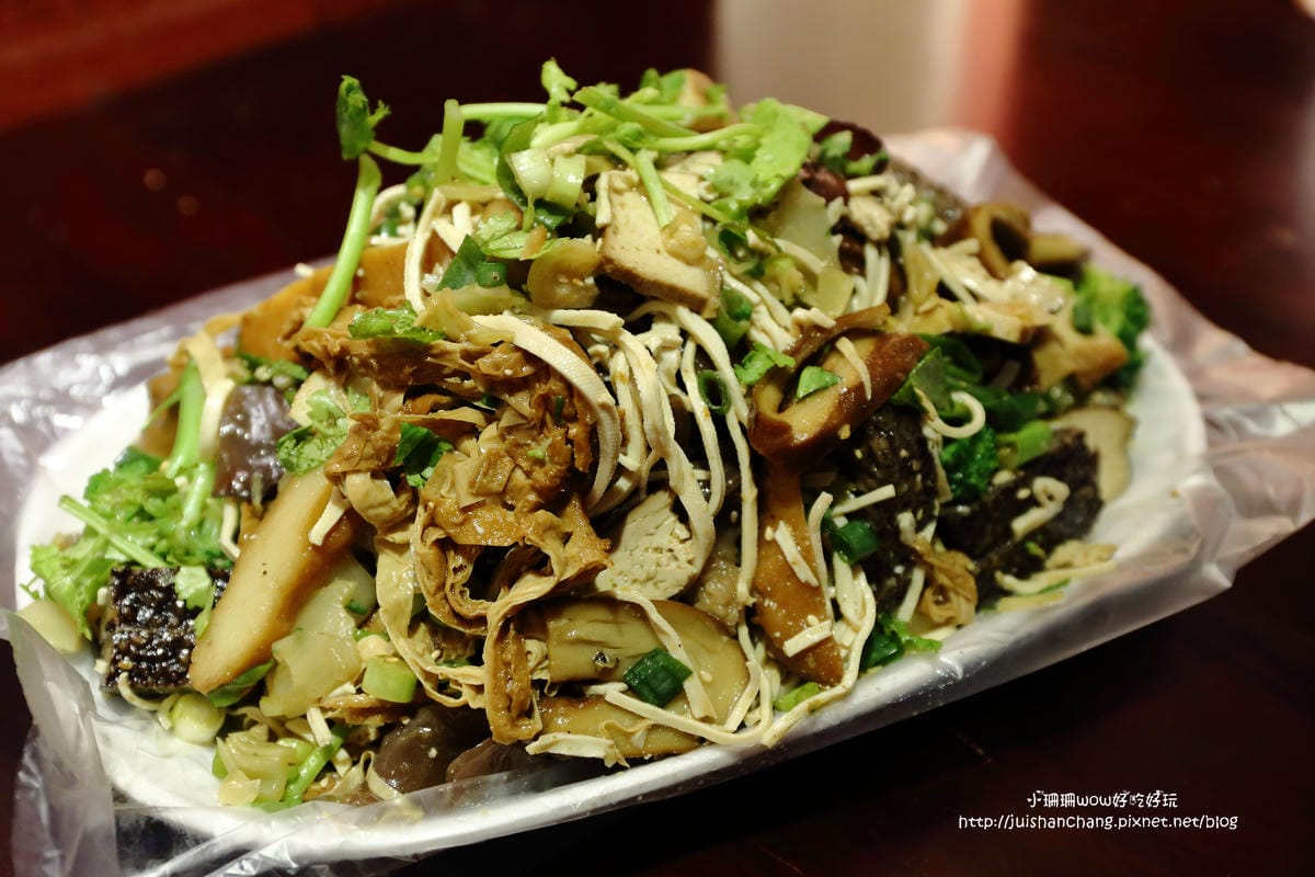 【食||中壢】三國麻辣豆腐鴨血～超揪西噴汁麻辣豆腐鴨血，挑戰你的味蕾！(已歇業)