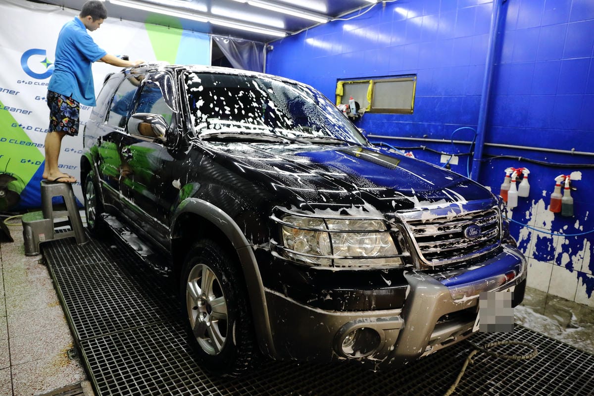 【分享||汽車百貨】Good Cleaner 庫克麗汽車美容～強撥水力的玻璃鍍膜，雨天、夜間開車不再迷濛，行車更安全！