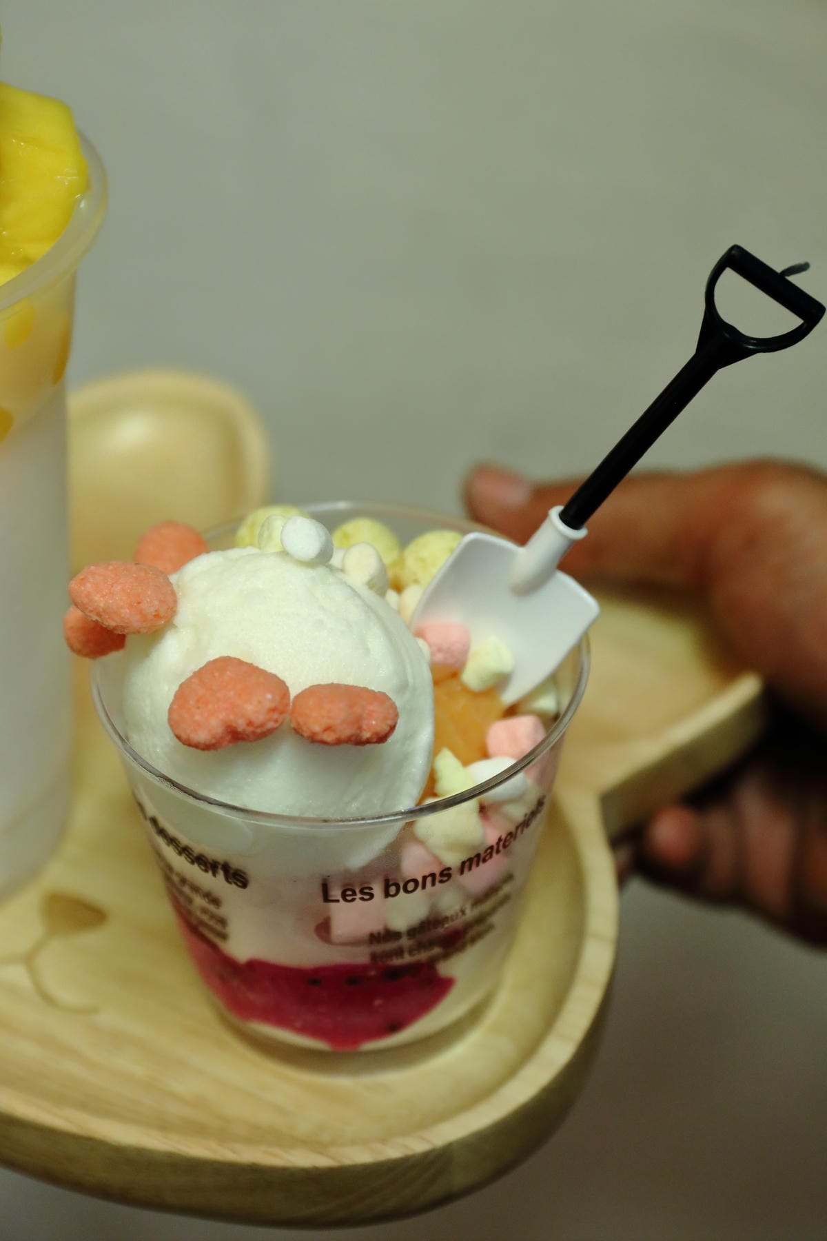 【食||中壢】B70 Ice Planet～中原夜市夢幻『鏟子冰淇淋』，超級犯規，少女心爆發！(已歇業)