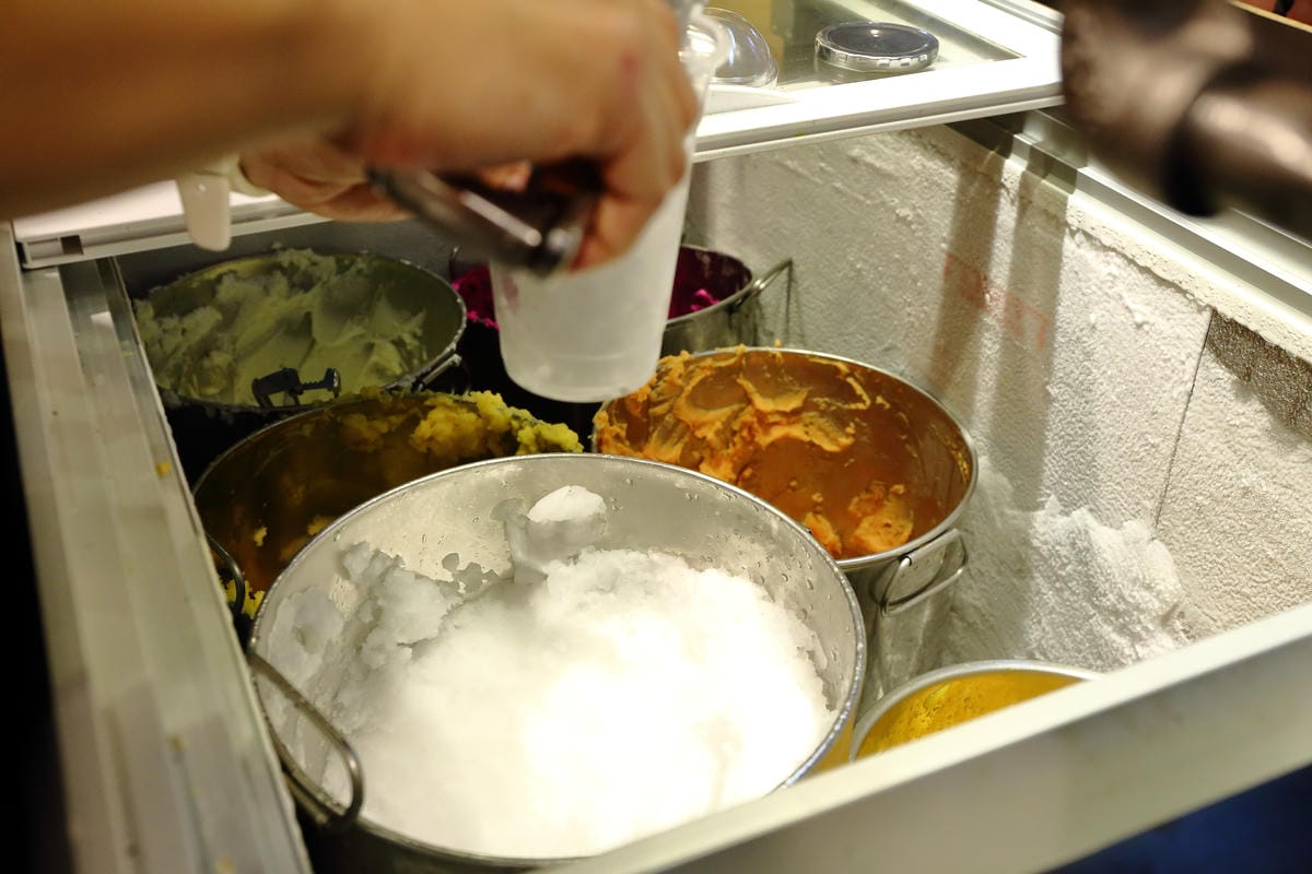 【食||中壢】B70 Ice Planet～中原夜市夢幻『鏟子冰淇淋』，超級犯規，少女心爆發！(已歇業)