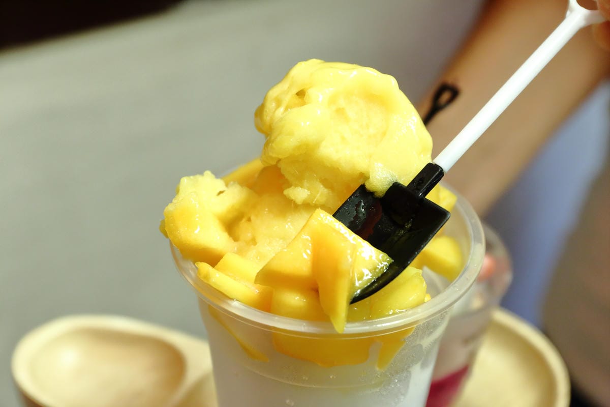 【食||中壢】B70 Ice Planet～中原夜市夢幻『鏟子冰淇淋』，超級犯規，少女心爆發！(已歇業)