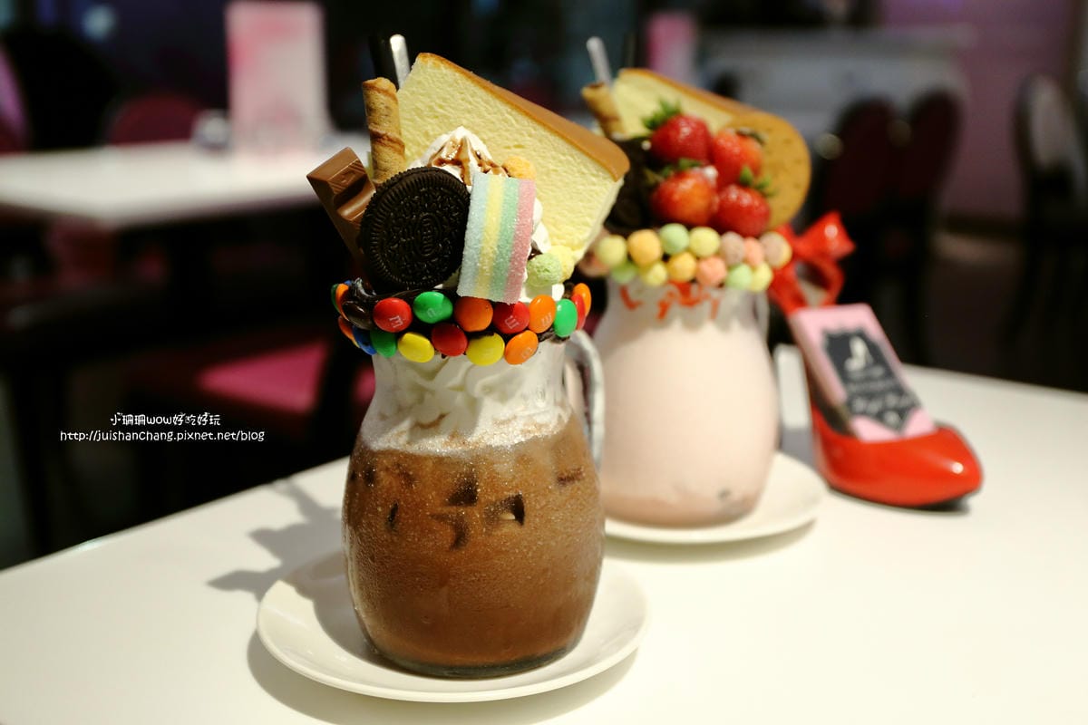 【食||台北】Hs Cafe高跟鞋公主～專屬女孩最想要的夢幻甜品/忠孝敦化下午茶/出乎意料外的平價美味