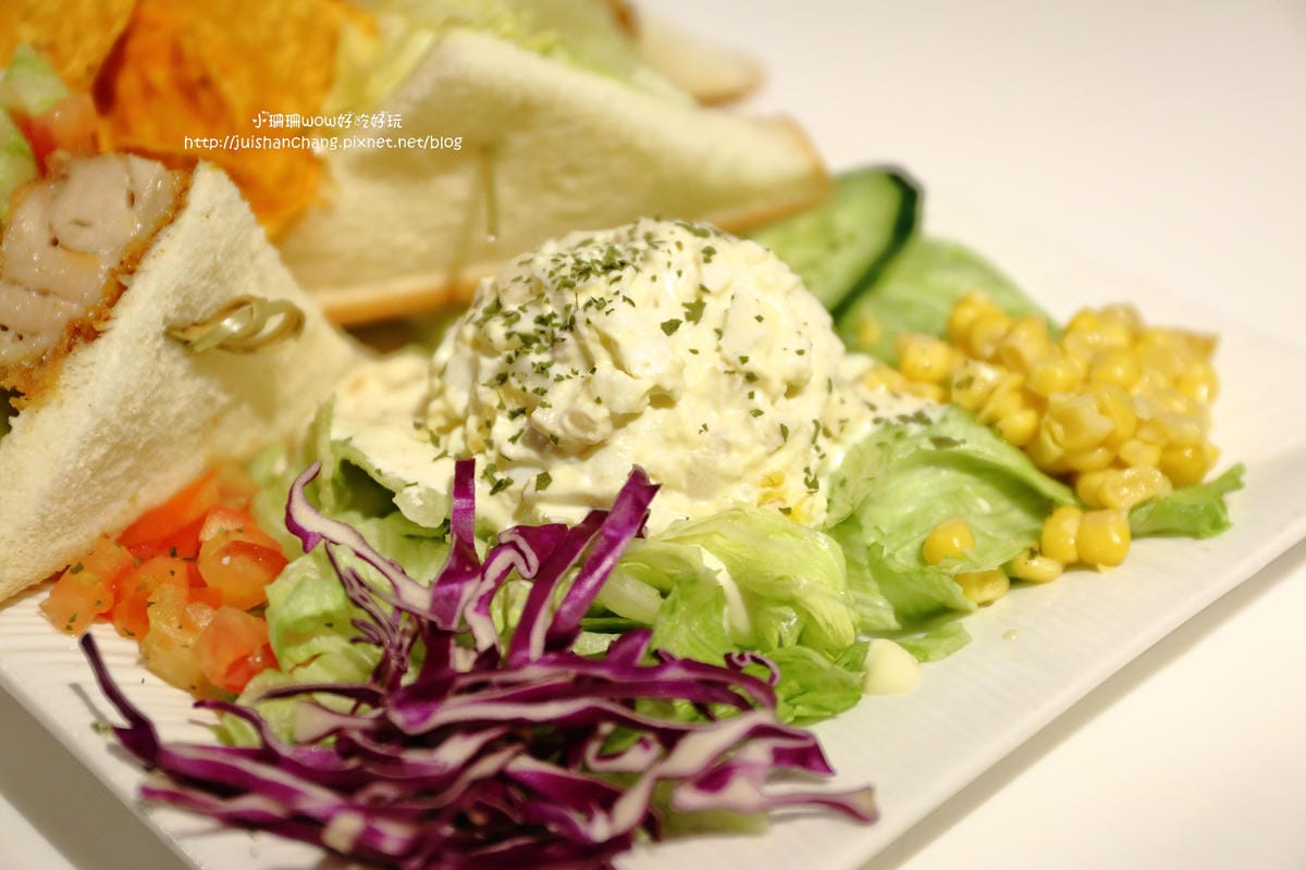 【食||台北】Hs Cafe高跟鞋公主～專屬女孩最想要的夢幻甜品/忠孝敦化下午茶/出乎意料外的平價美味