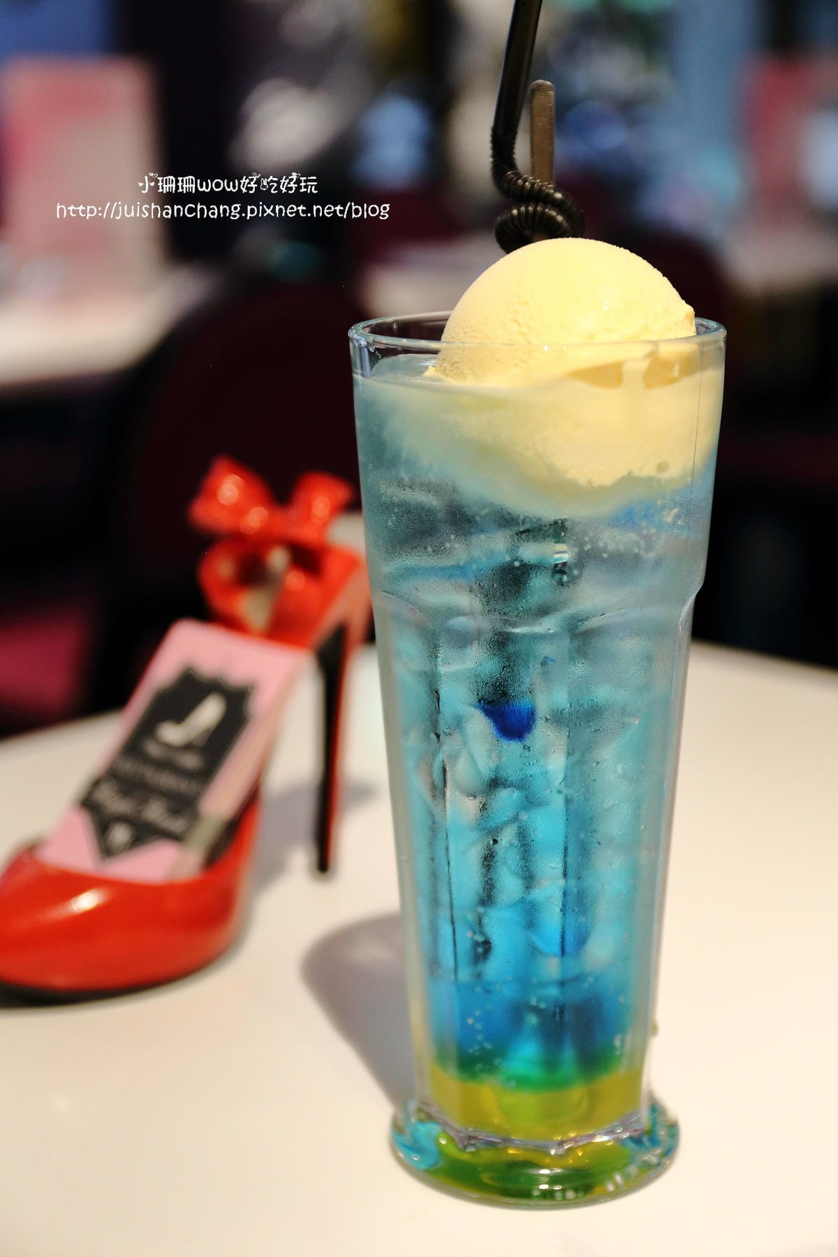 【食||台北】Hs Cafe高跟鞋公主～專屬女孩最想要的夢幻甜品/忠孝敦化下午茶/出乎意料外的平價美味