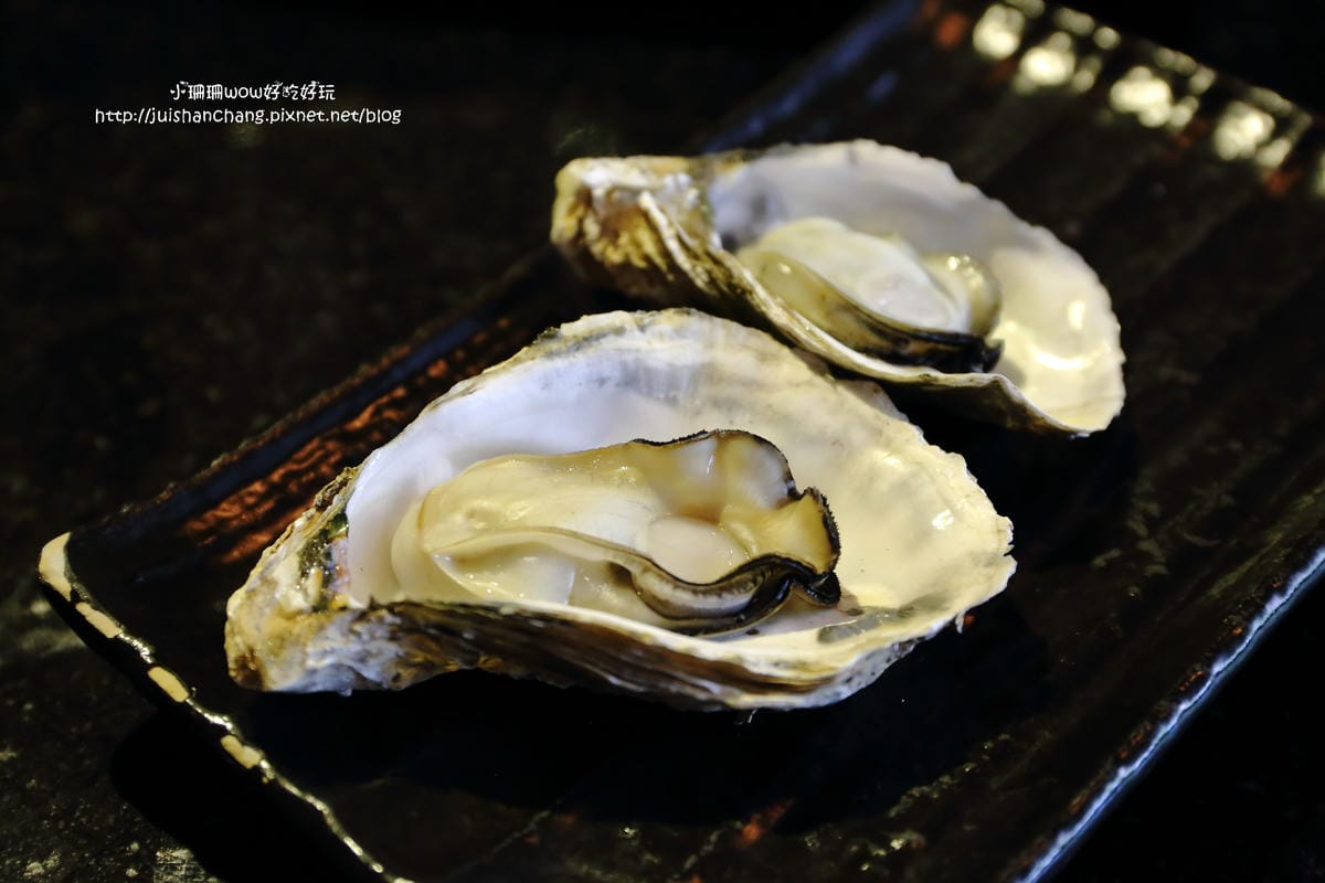 【食||台中】潼阪帝王蟹黑毛牛頂級燒烤〜帝王蟹、黑毛牛放題、專人服務、不計成本的吃到飽！(食尚玩家推薦)