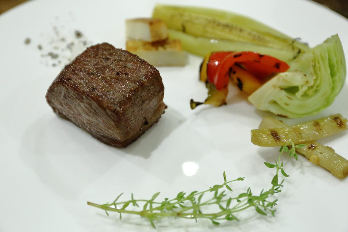 【食||台北】WA私廚〜隱身在老公寓的主廚創意私家饗宴，有如在自家享受專屬私廚款待！無菜單料理！道道都驚喜！（文末贈獎）　