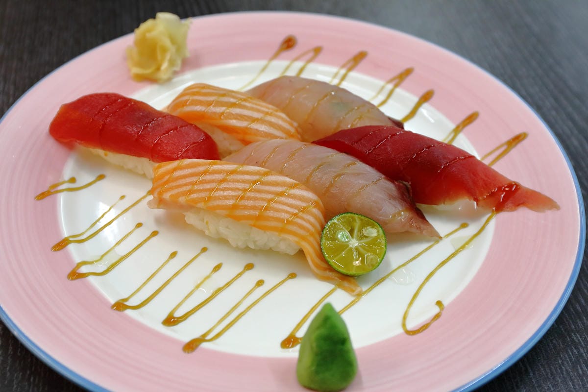 【食||台北】漁來生魚片〜港墘日式料理。內科上班族私藏的平價日本料理，想吃便宜新鮮生魚片蓋飯，來這就對了！