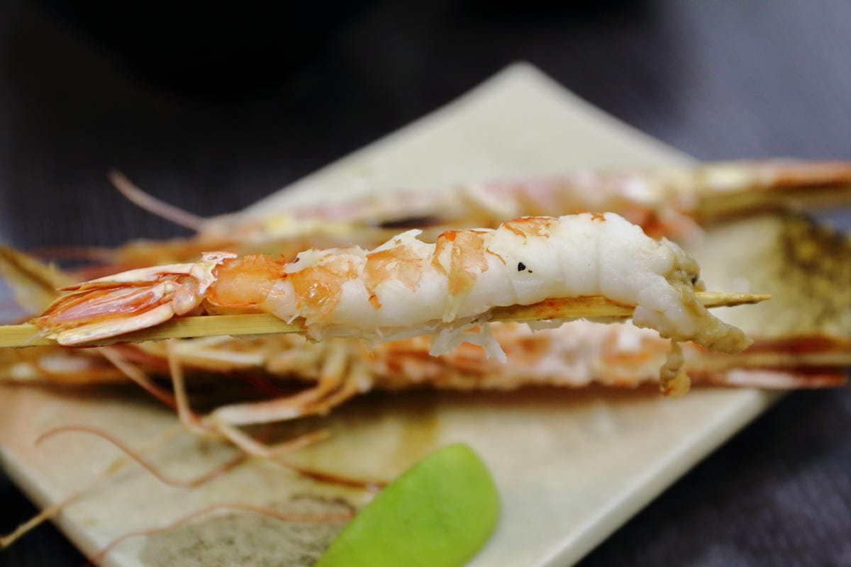 【食||台北】漁來生魚片〜港墘日式料理。內科上班族私藏的平價日本料理，想吃便宜新鮮生魚片蓋飯，來這就對了！