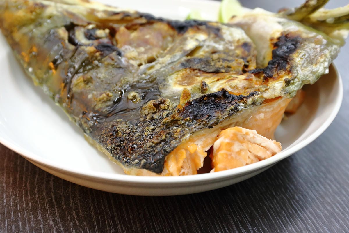 【食||台北】漁來生魚片〜港墘日式料理。內科上班族私藏的平價日本料理，想吃便宜新鮮生魚片蓋飯，來這就對了！