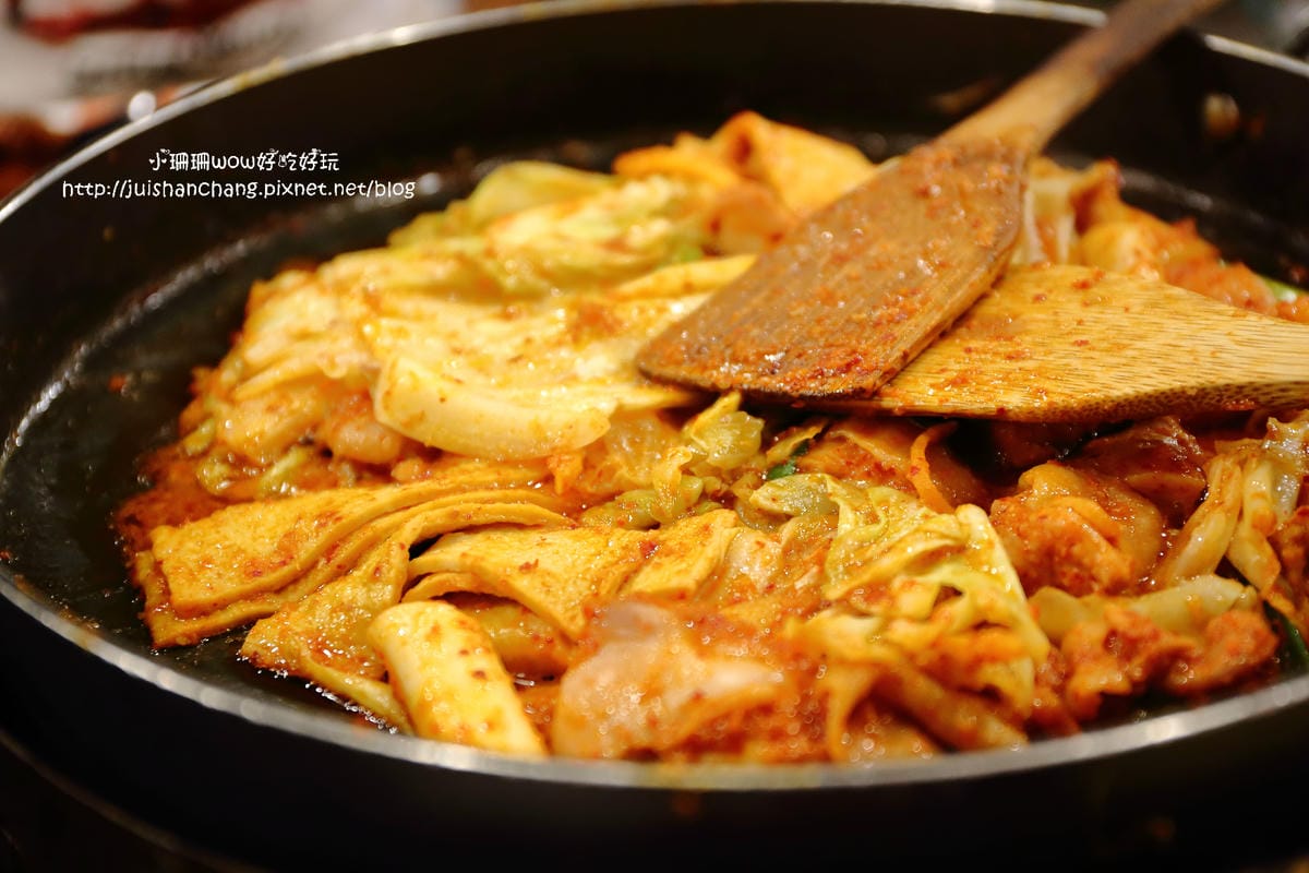 【食||桃園】Omaya春川炒雞–莊敬店〜預備要來把菜單全制霸了！OMAYA創始店/桃園韓式料理/藝文特區韓式料理(已歇業)