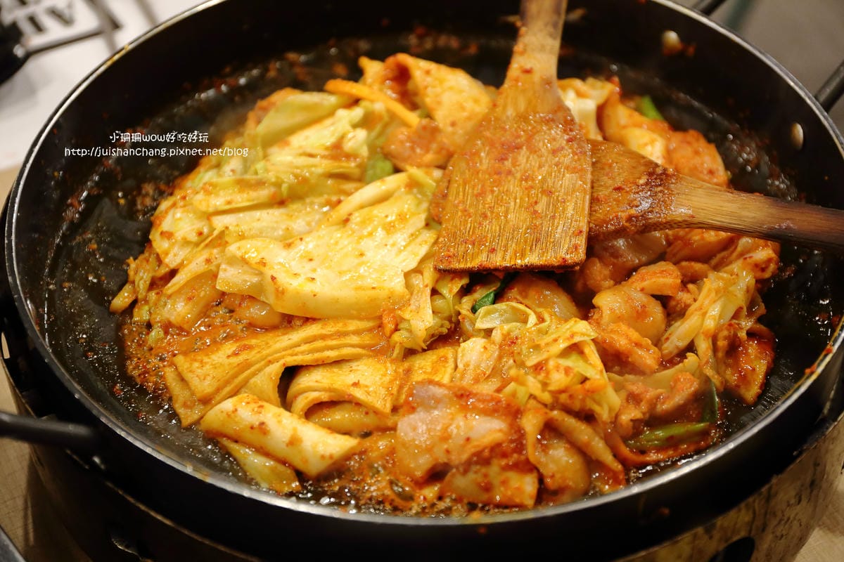 【食||桃園】Omaya春川炒雞–莊敬店〜預備要來把菜單全制霸了！OMAYA創始店/桃園韓式料理/藝文特區韓式料理(已歇業)