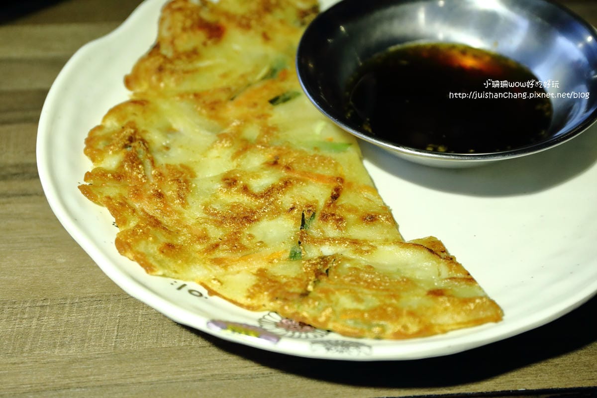 【食||台北】肉倉韓國烤肉吃到飽〜大胃王最愛！無限量供應之韓式烤肉+韓式小菜+哈根達斯吃到飽/西門韓式料理