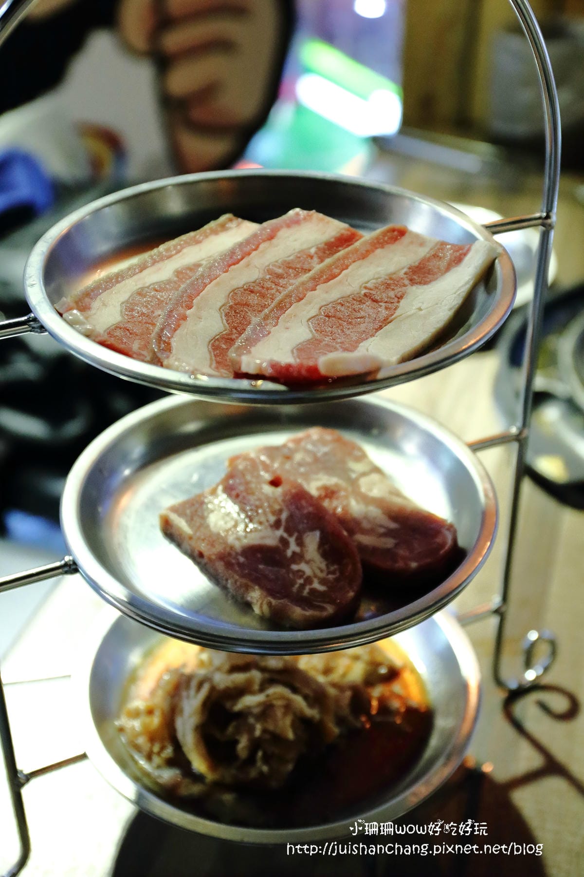【食||台北】肉倉韓國烤肉吃到飽〜大胃王最愛！無限量供應之韓式烤肉+韓式小菜+哈根達斯吃到飽/西門韓式料理
