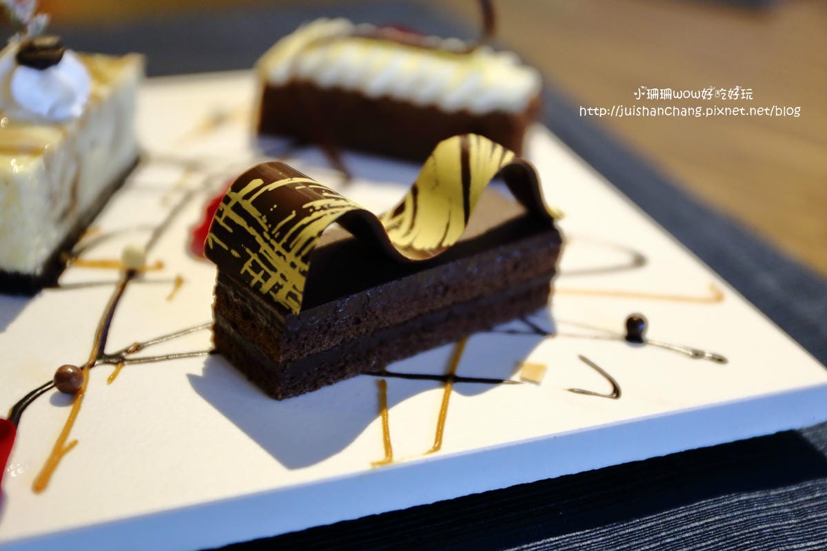 【食||台北】台北東區下午茶餐廳推薦：Wennce Naior 乃渥爾料理〜下午茶當貴婦不用花大錢，一系列全新的甜點，將繽紛花草的時尚元素融入甜點