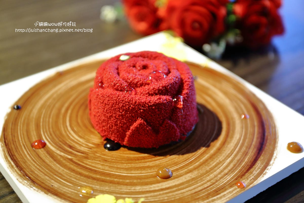 【食||台北】台北東區下午茶餐廳推薦：Wennce Naior 乃渥爾料理〜下午茶當貴婦不用花大錢，一系列全新的甜點，將繽紛花草的時尚元素融入甜點