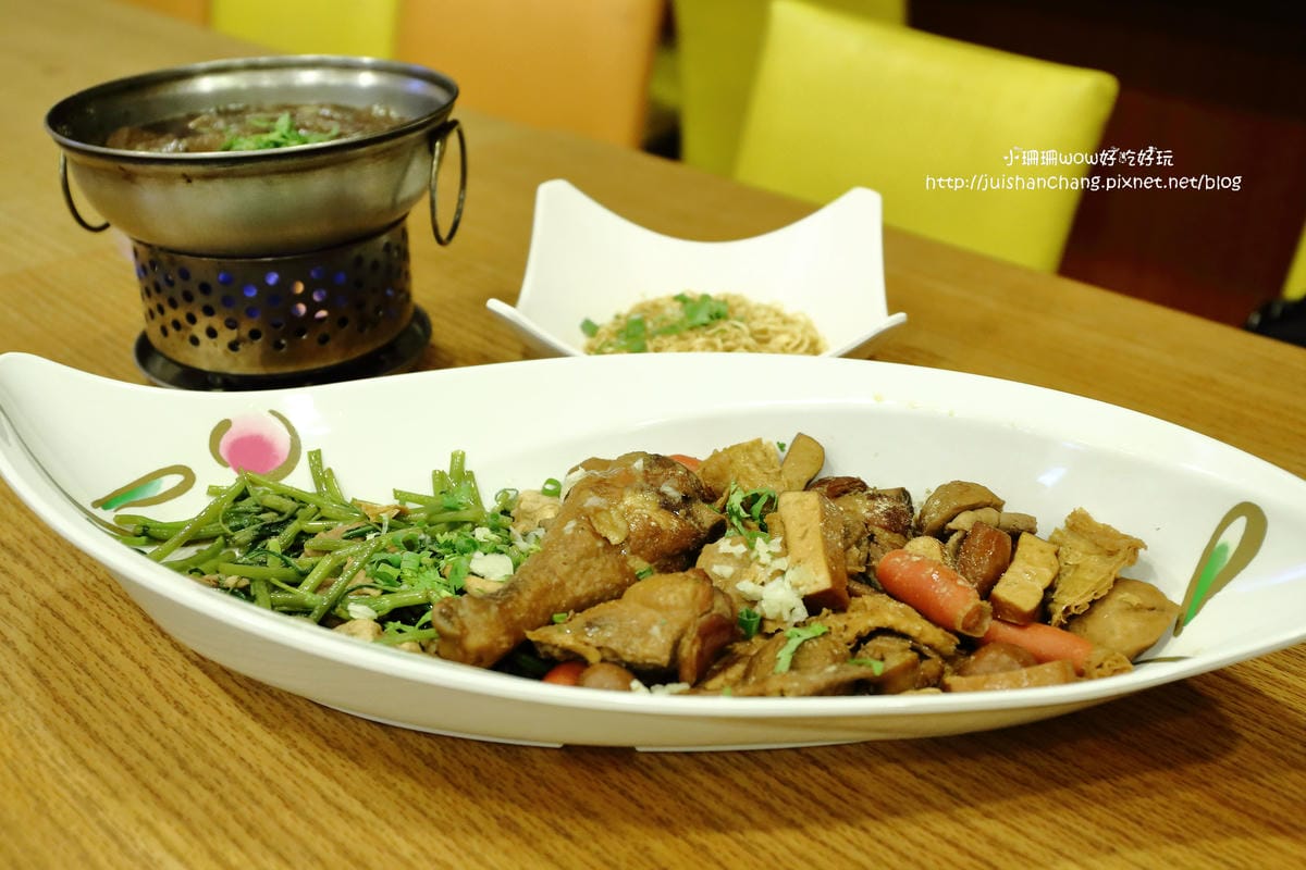 【食||新莊】饌墘現滷滷味〜新莊在地人推薦銅板美食小吃、晚餐消夜新選擇！新莊宵夜 / 饌墘滷味 / 近捷運丹鳳站