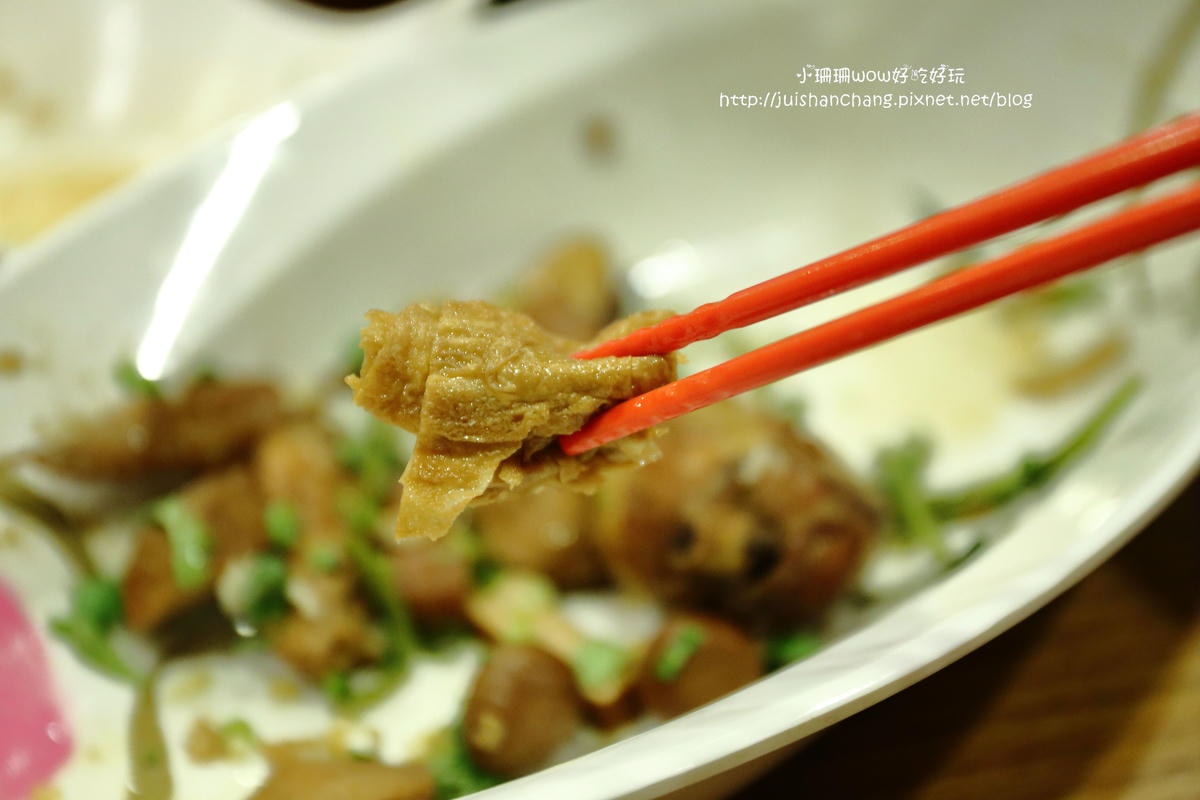 【食新莊】饌墘現滷滷味〜新莊在地人推薦銅板美食小吃、晚餐消夜新選擇!新莊宵夜 / 饌墘滷味 / 近捷運丹鳳站