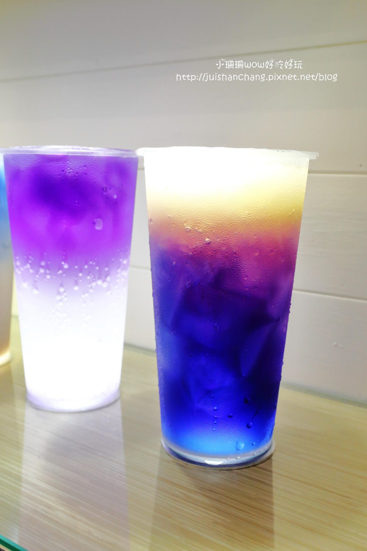 【食||台中大甲】台灣雷夢。今夏最夯的夢幻「星空飲料」〜手握一杯彷彿進入星空奇幻旅程，繽紛漸層飲料就是要融化你的心！