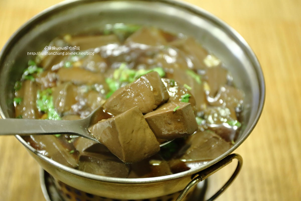 【食新莊】饌墘現滷滷味〜新莊在地人推薦銅板美食小吃、晚餐消夜新選擇!新莊宵夜 / 饌墘滷味 / 近捷運丹鳳站