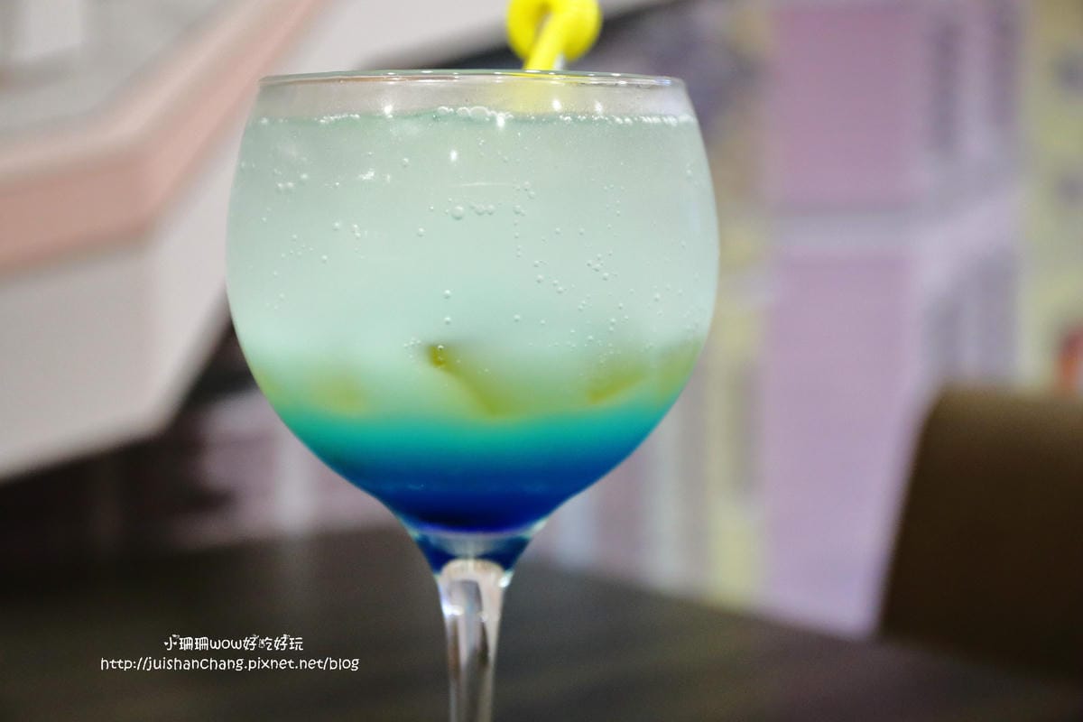 【食。永和】WaWa樂園   永和保平店〜又發現一間好吃的早午餐、下午茶，喚起少女心的可愛鄉村風(已歇業)