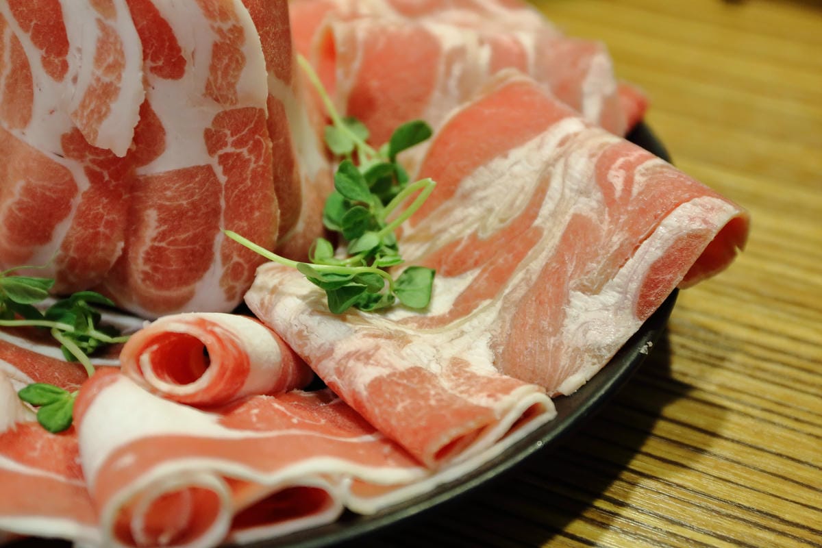 【食||永和】鮮田屋精緻火鍋店〜CP值高好吃好喝的小火鍋，食材新鮮，肉給的很大方，絕對物超所值 ！(已歇業)