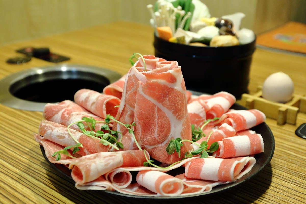 【食||永和】鮮田屋精緻火鍋店〜CP值高好吃好喝的小火鍋，食材新鮮，肉給的很大方，絕對物超所值 ！(已歇業)