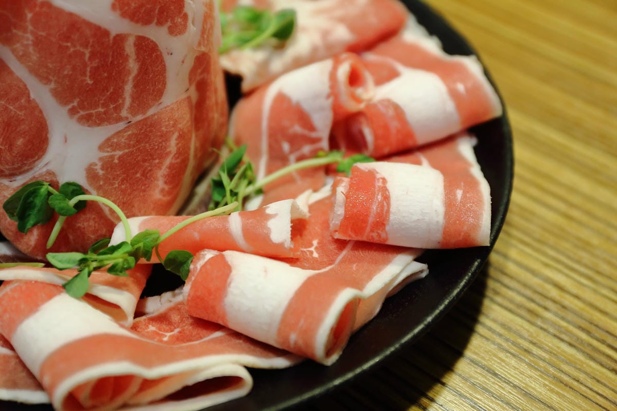 【食||永和】鮮田屋精緻火鍋店〜CP值高好吃好喝的小火鍋，食材新鮮，肉給的很大方，絕對物超所值 ！(已歇業)