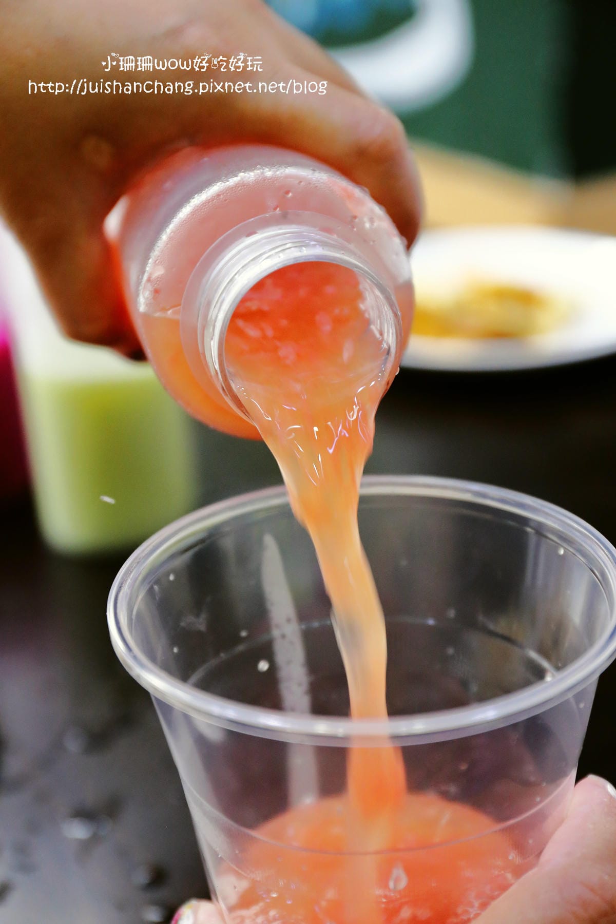 【食||台中】夏茶爾活力餐飲〜中興大學美食推薦。好喝健康現打果汁搭配營養早午餐，好吃肉蛋吐司底加拉！